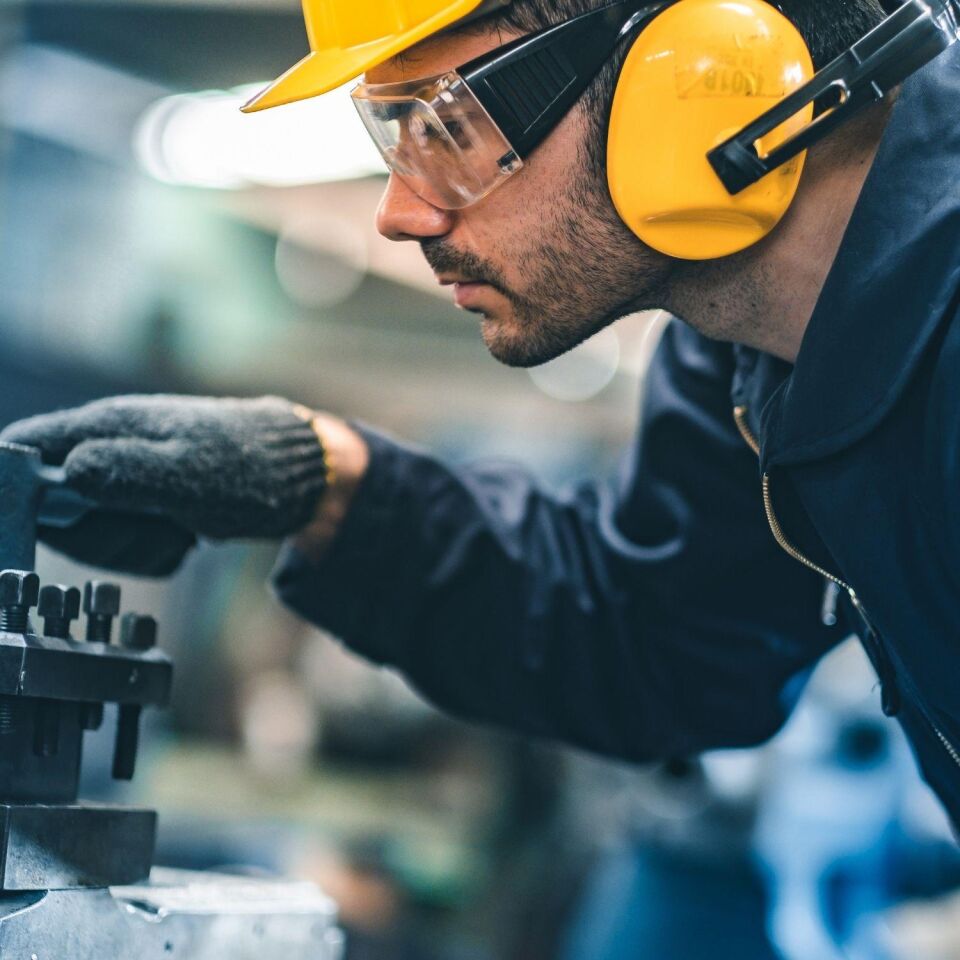 Ağır Sanayi Çalışanları