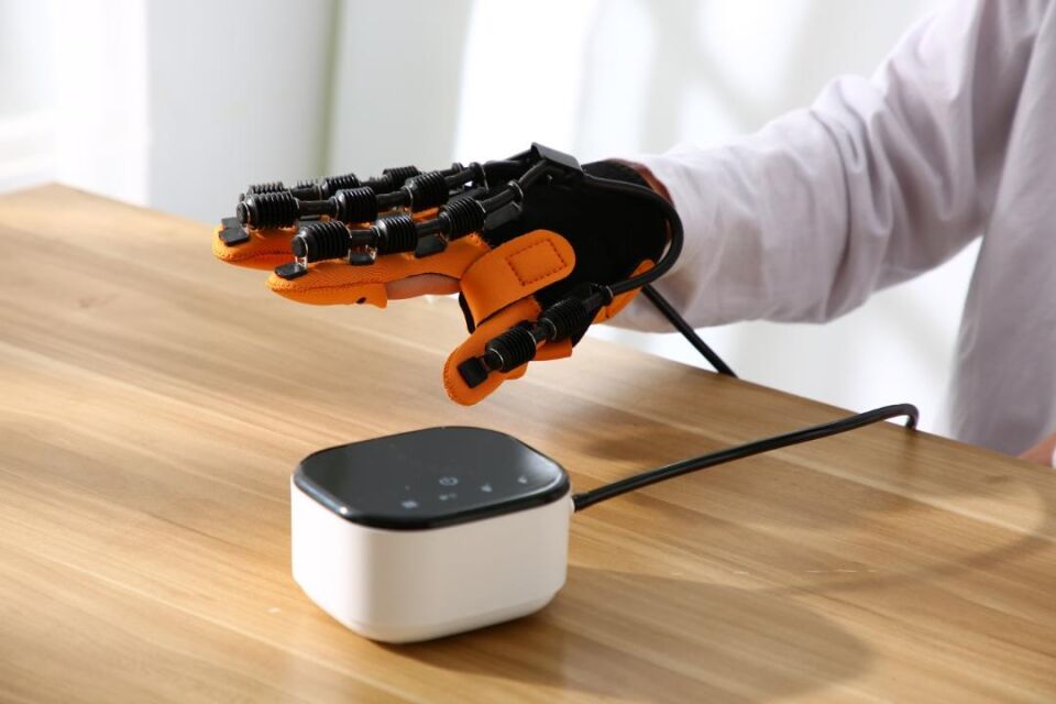 El Egzersiz Rehabilitasyon Robotu