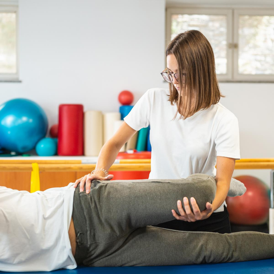 Kalça Problemleri İçin Fizyoterapi Danışmanlığı (Yüz Yüze)